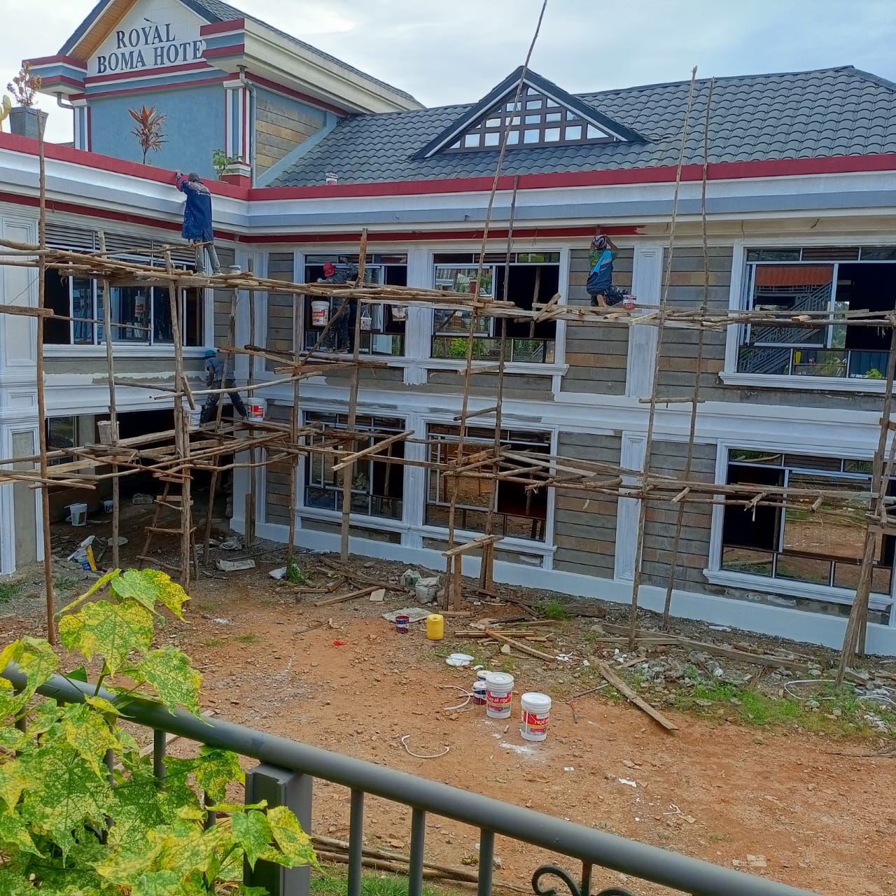 Royal Boma Hotel Paint and Aluminium Works